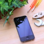 修理に出す前に！iPhoneの電源が入らないときの対処法とは